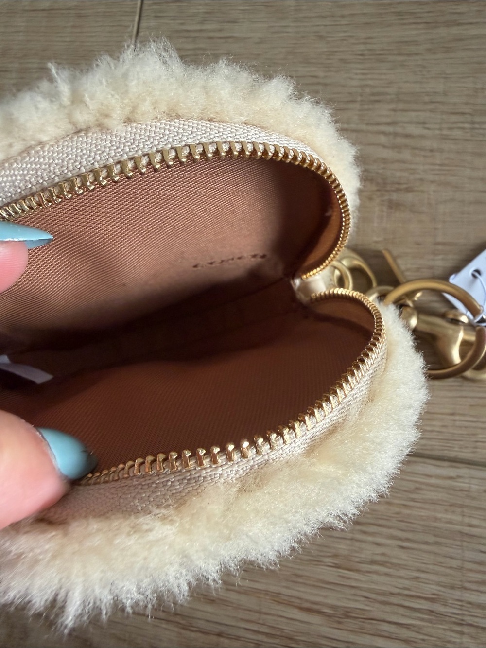 Authentic Coach Shearling Coin Purse - Picture 3 of 3